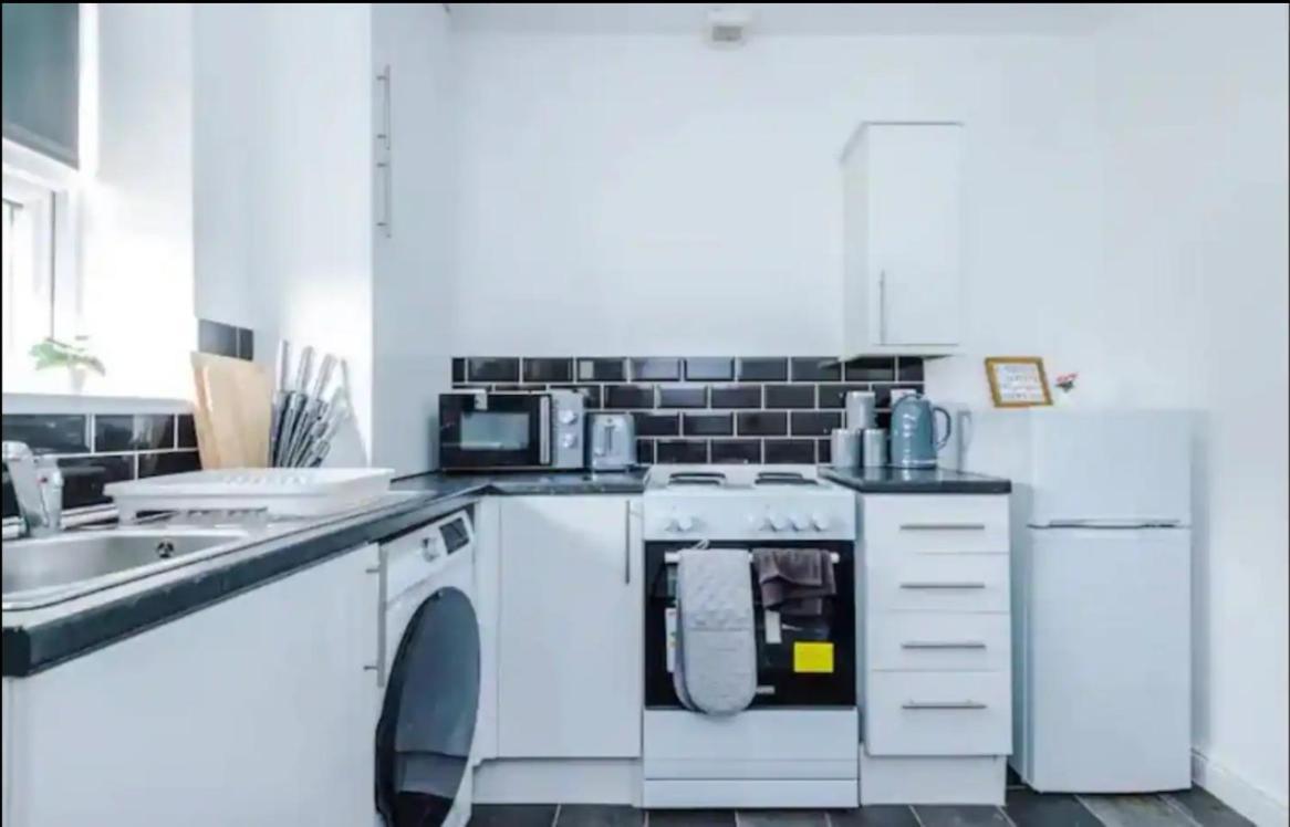 شقة St Helens - Cosy 1 Bed المظهر الخارجي الصورة